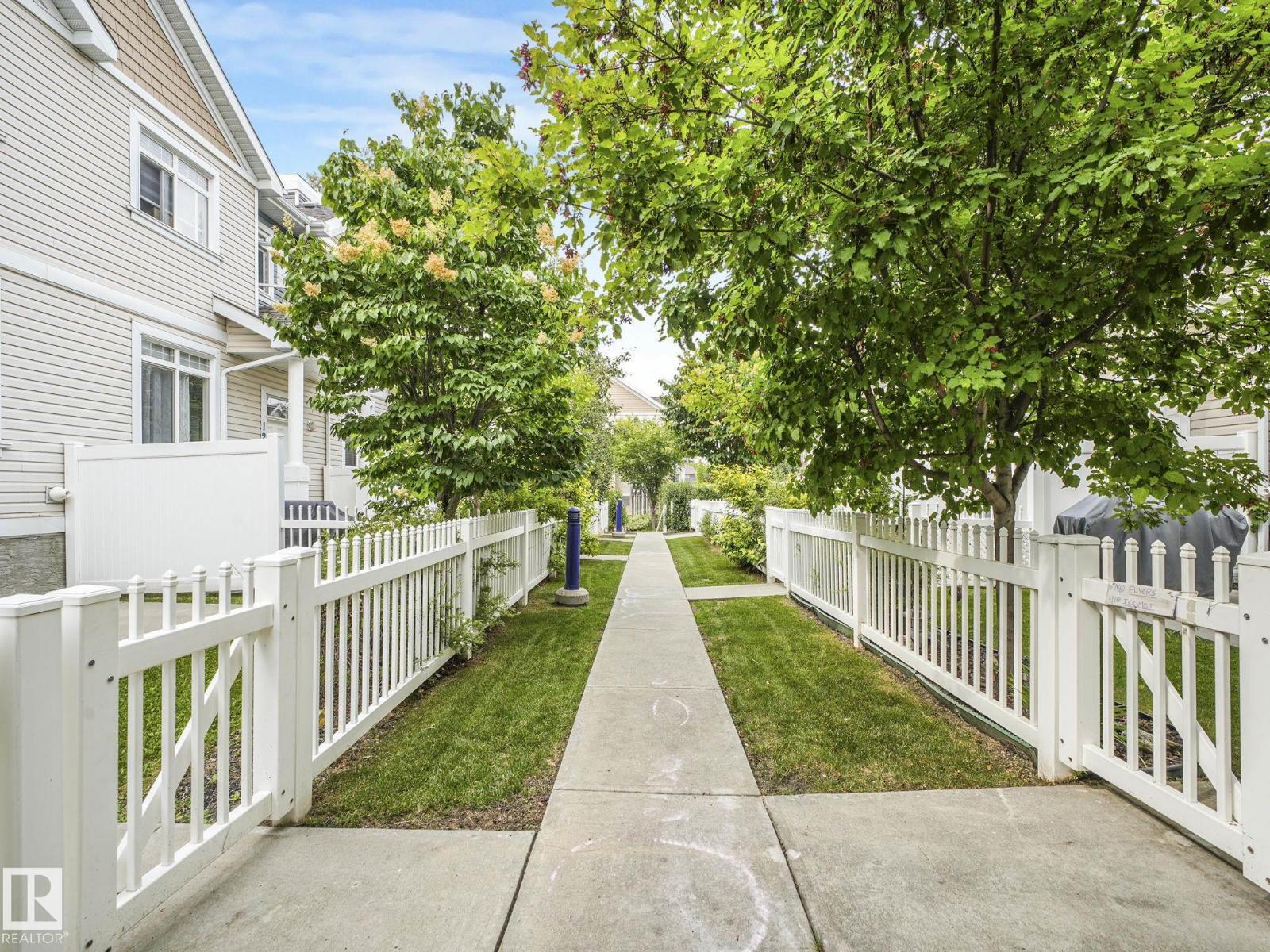 Photo 1 of 128 1804 70 St Sw, Edmonton AB