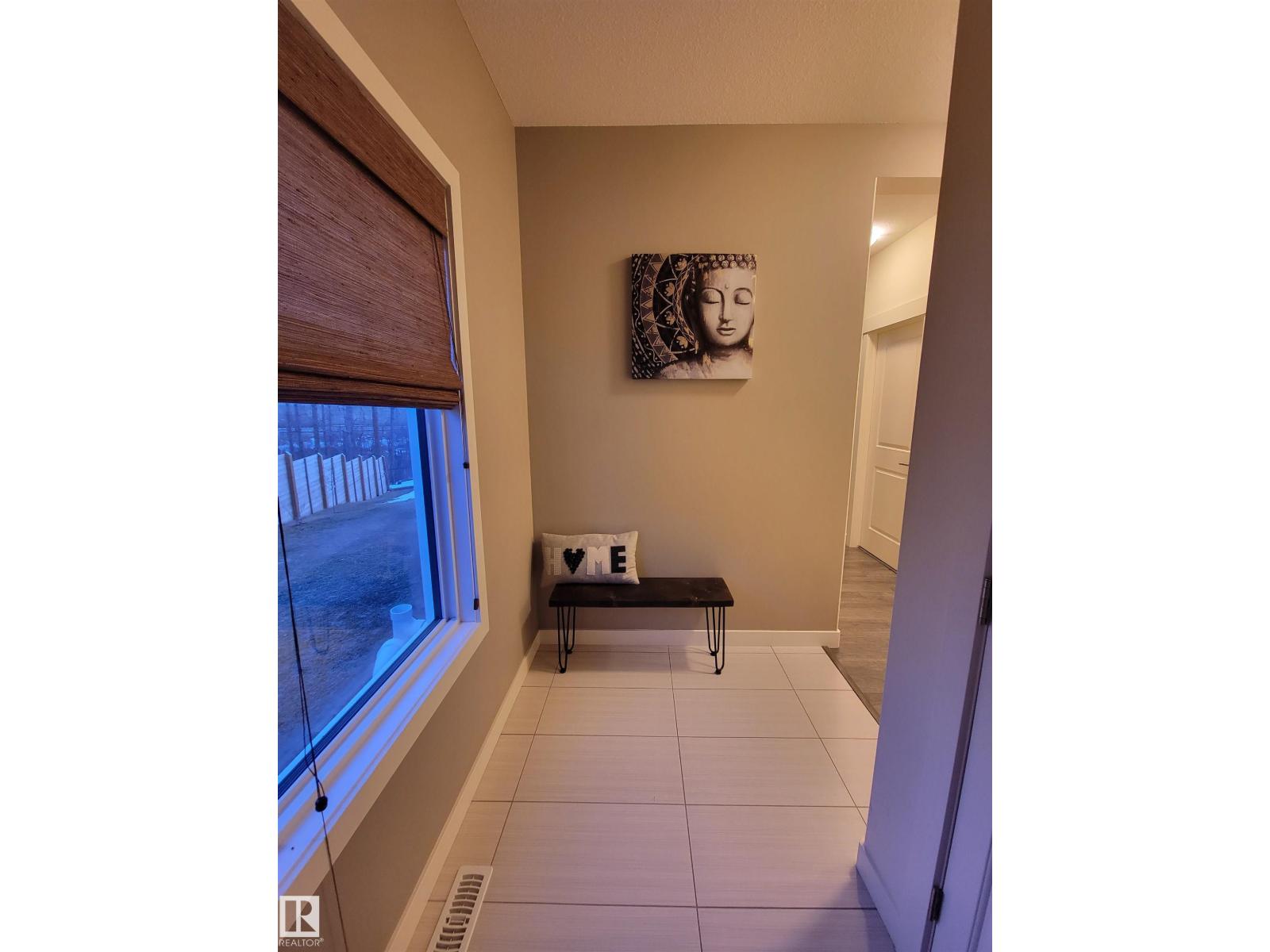 Photo 17 of 722 Charlesworth Wy Sw, Edmonton AB