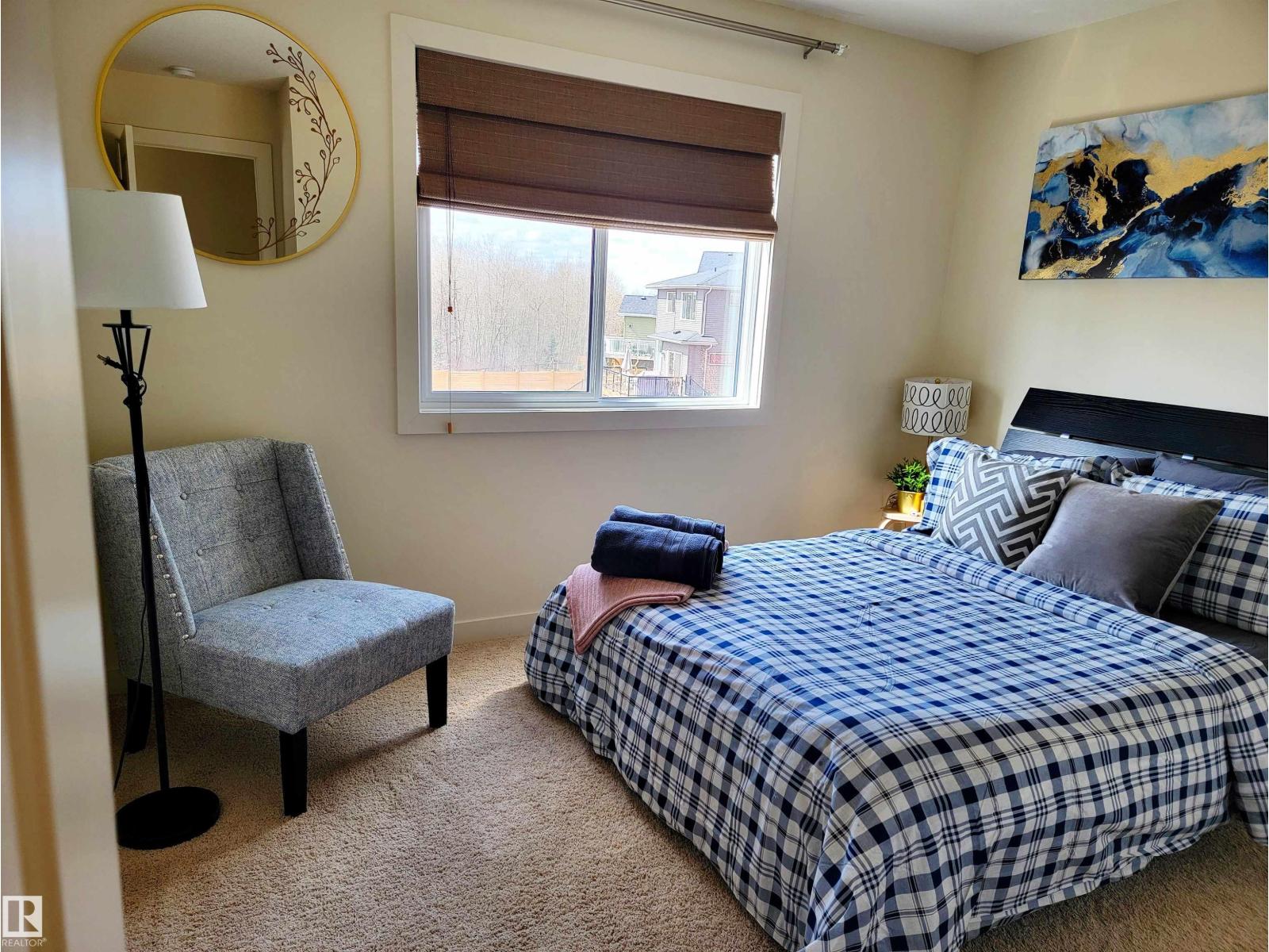 Photo 22 of 722 Charlesworth Wy Sw, Edmonton AB