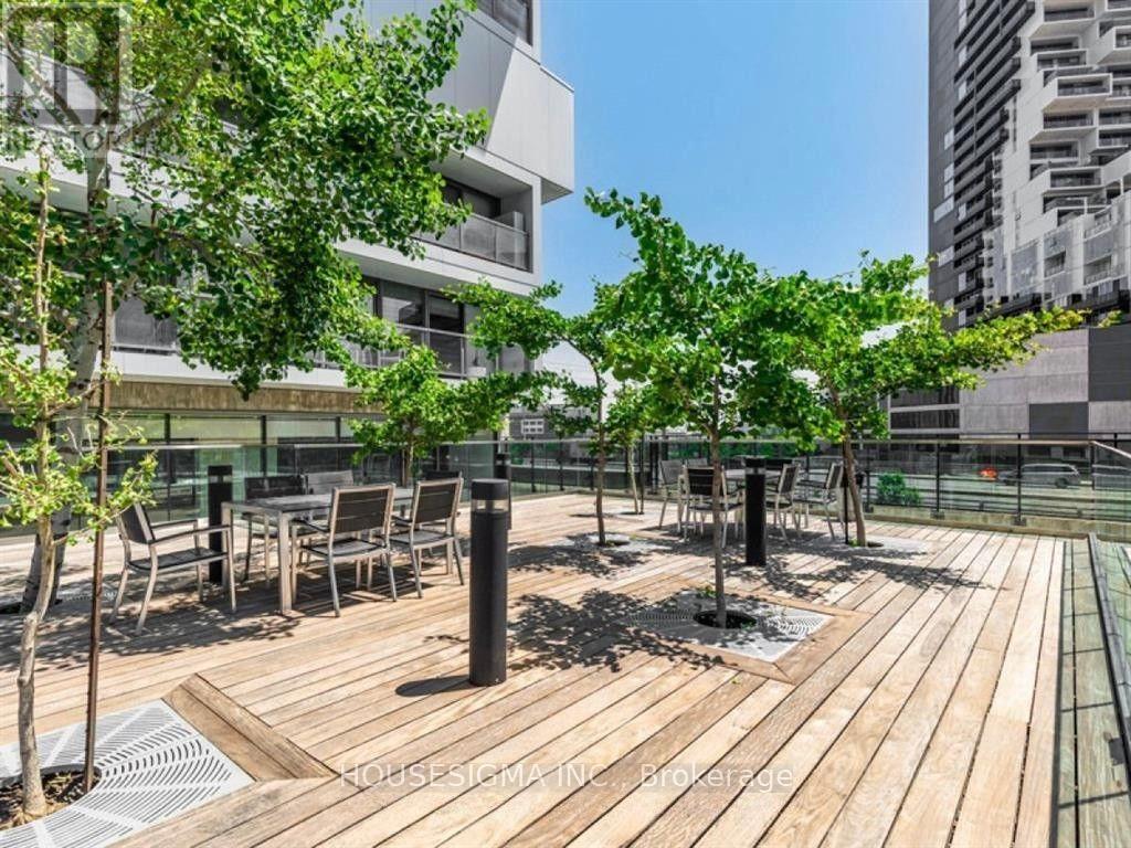 Photo 20 of 901 51 Trolley Crescent, Toronto ON