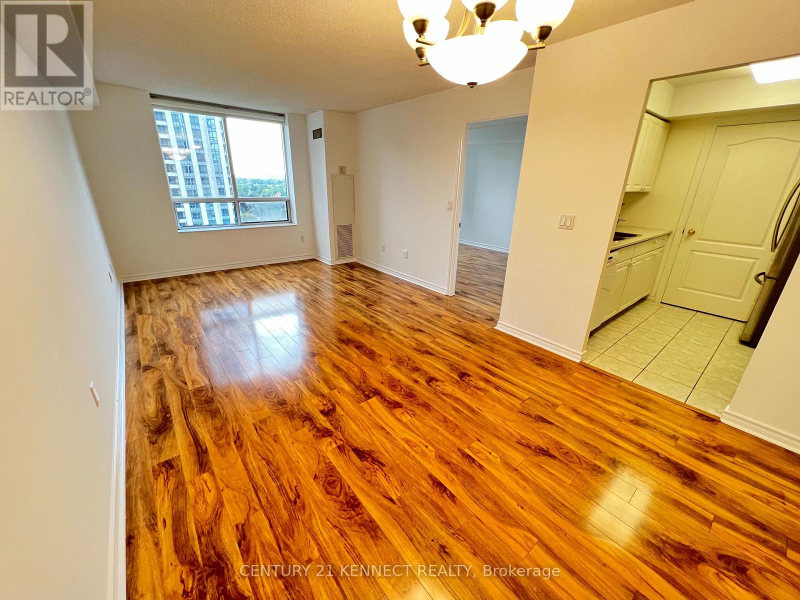 Photo 23 of 1209 18 Sommerset Way N, Toronto ON