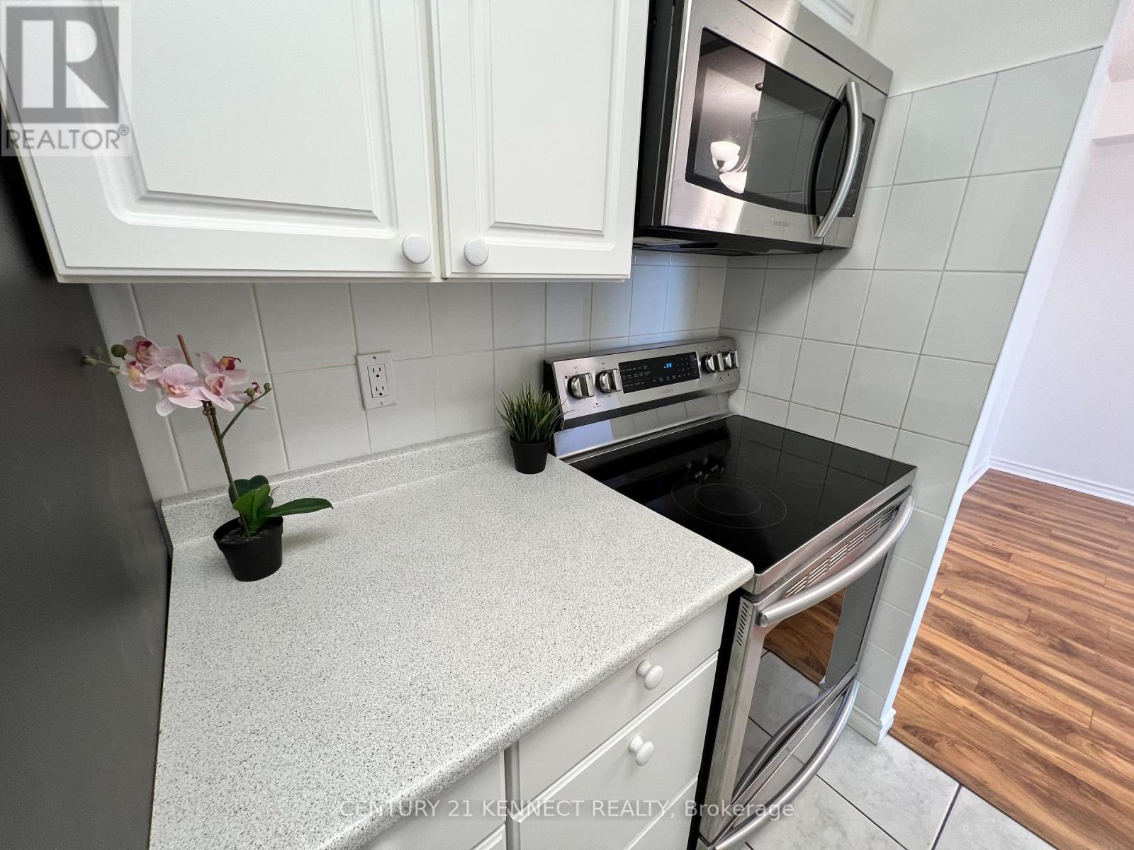 Photo 26 of 1209 18 Sommerset Way N, Toronto ON