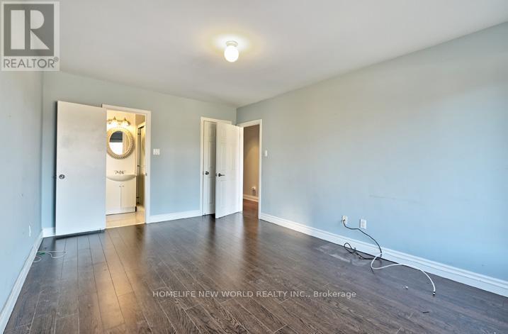 Photo 9 of Main 58 Maxwell Street, Toronto ON