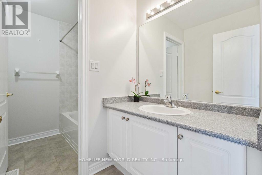 Photo 22 of 332 Williamson Road, Markham ON