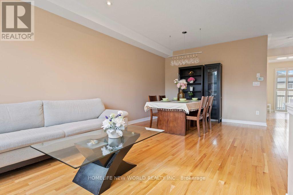 Photo 6 of 332 Williamson Road, Markham ON