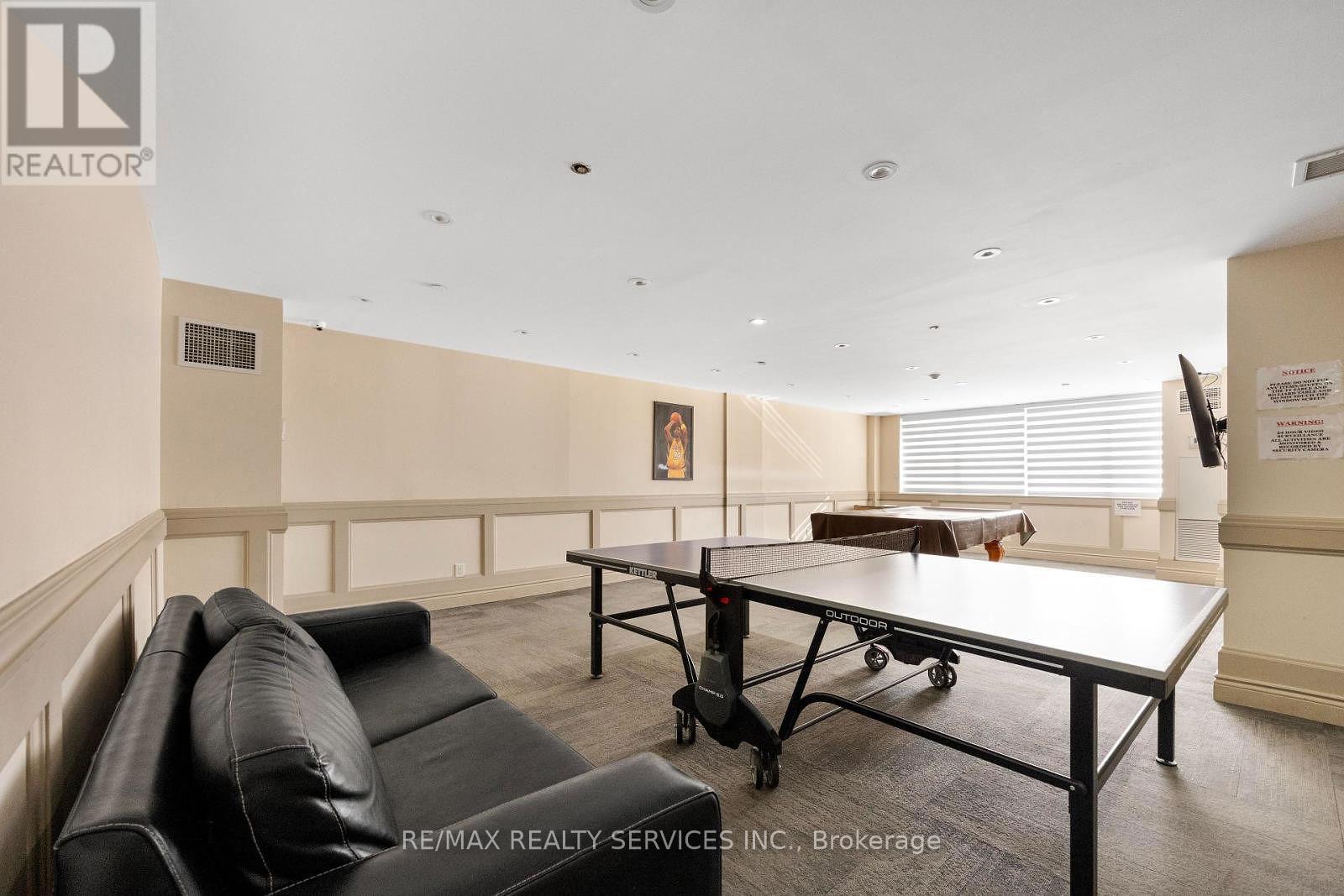 Photo 40 of 1202 145 Hillcrest Avenue, Mississauga ON