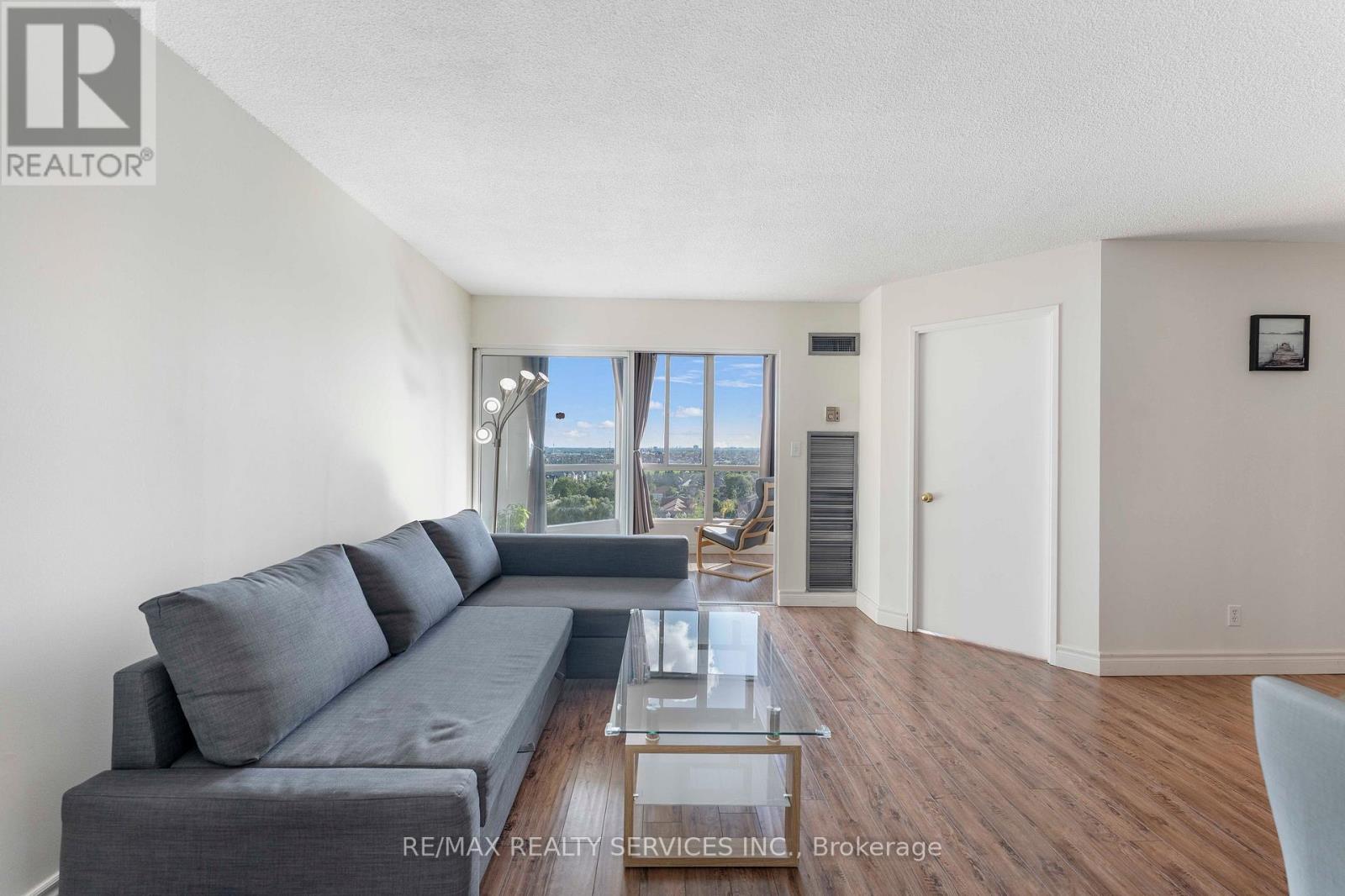 Photo 18 of 1202 145 Hillcrest Avenue, Mississauga ON