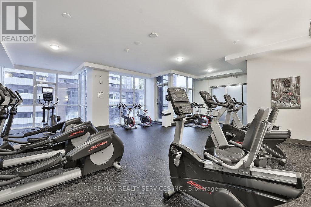 Photo 7 of 2403 4099 Brickstone Mews, Mississauga ON