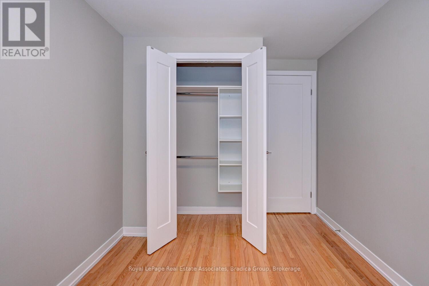 Photo 22 of 110 Conway Drive, Kitchener ON