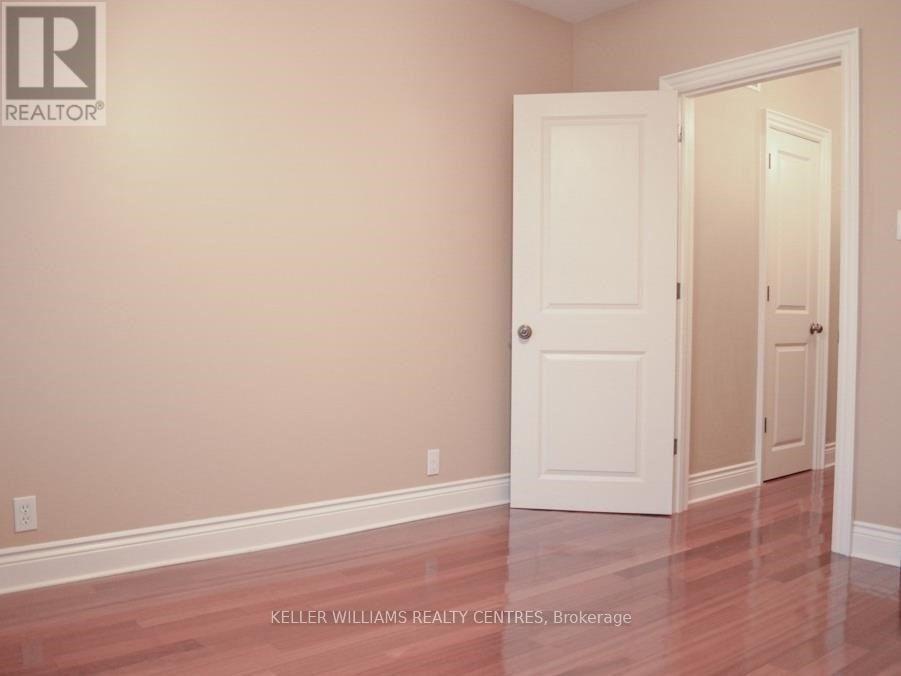 Photo 9 of Main 70 Ashdale Avenue, Toronto ON