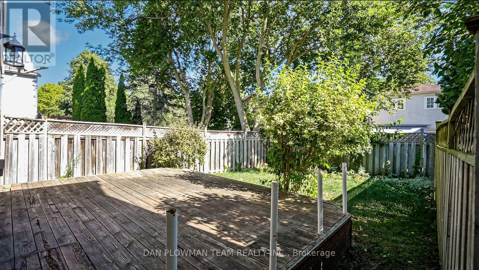 Photo 29 of 9 Schilling Court, Whitby ON
