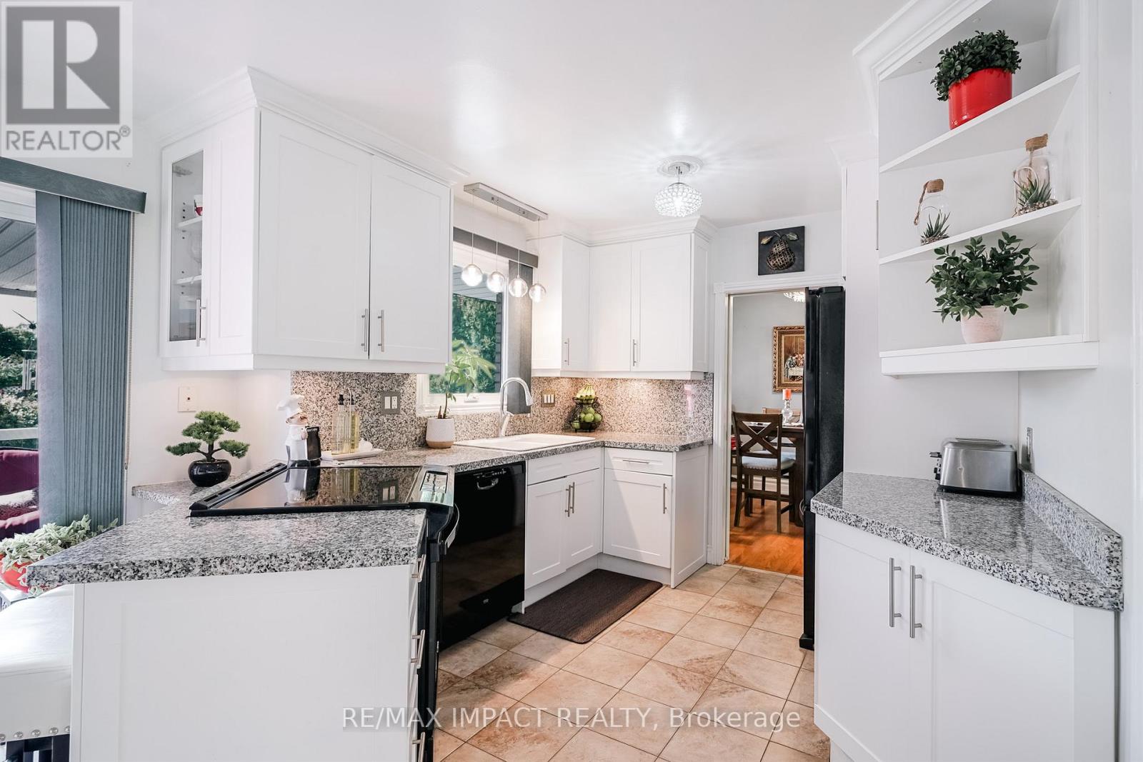 Photo 35 of 415 Jane Avenue, Oshawa ON