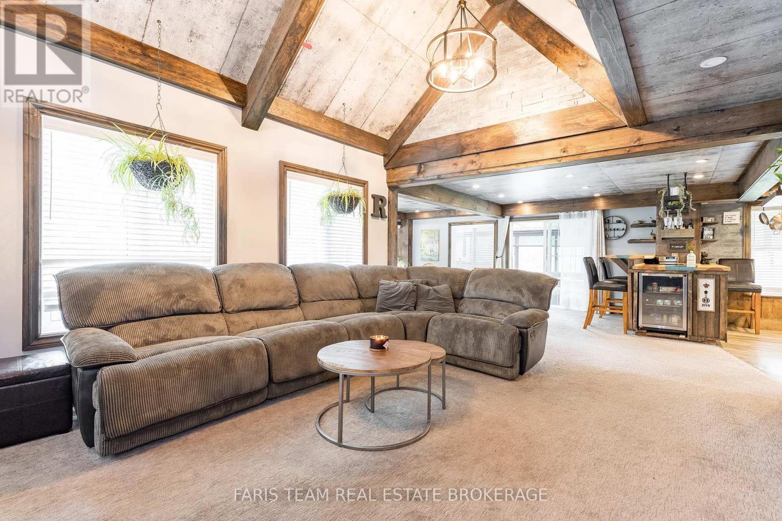 Photo 10 of 2642 5th Line, Innisfil ON