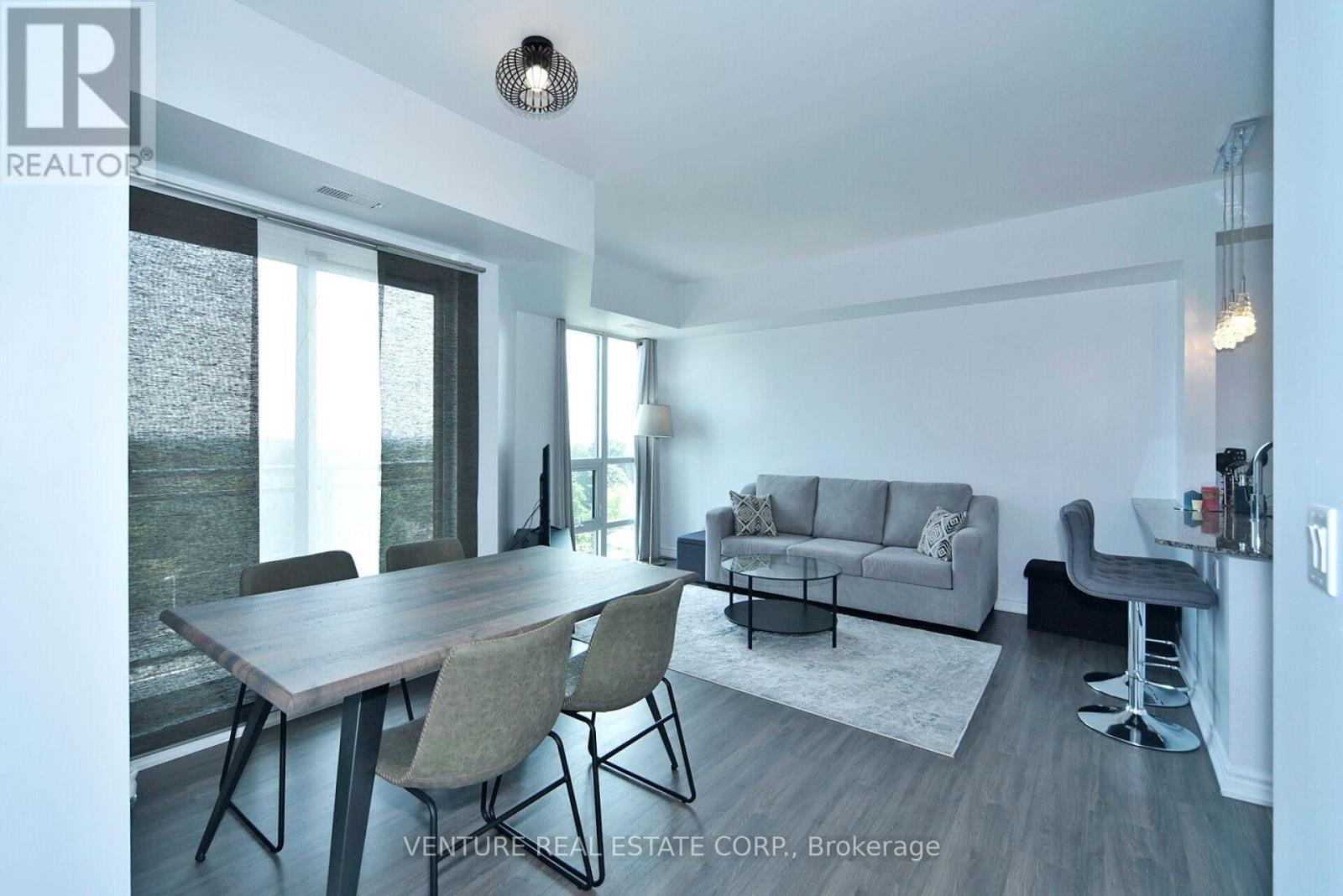 Photo 11 of 707 7730 Kipling Avenue, Vaughan ON