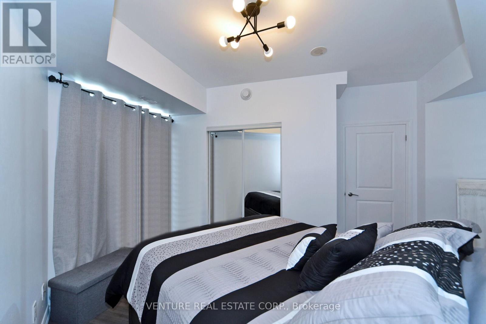 Photo 3 of 707 7730 Kipling Avenue, Vaughan ON