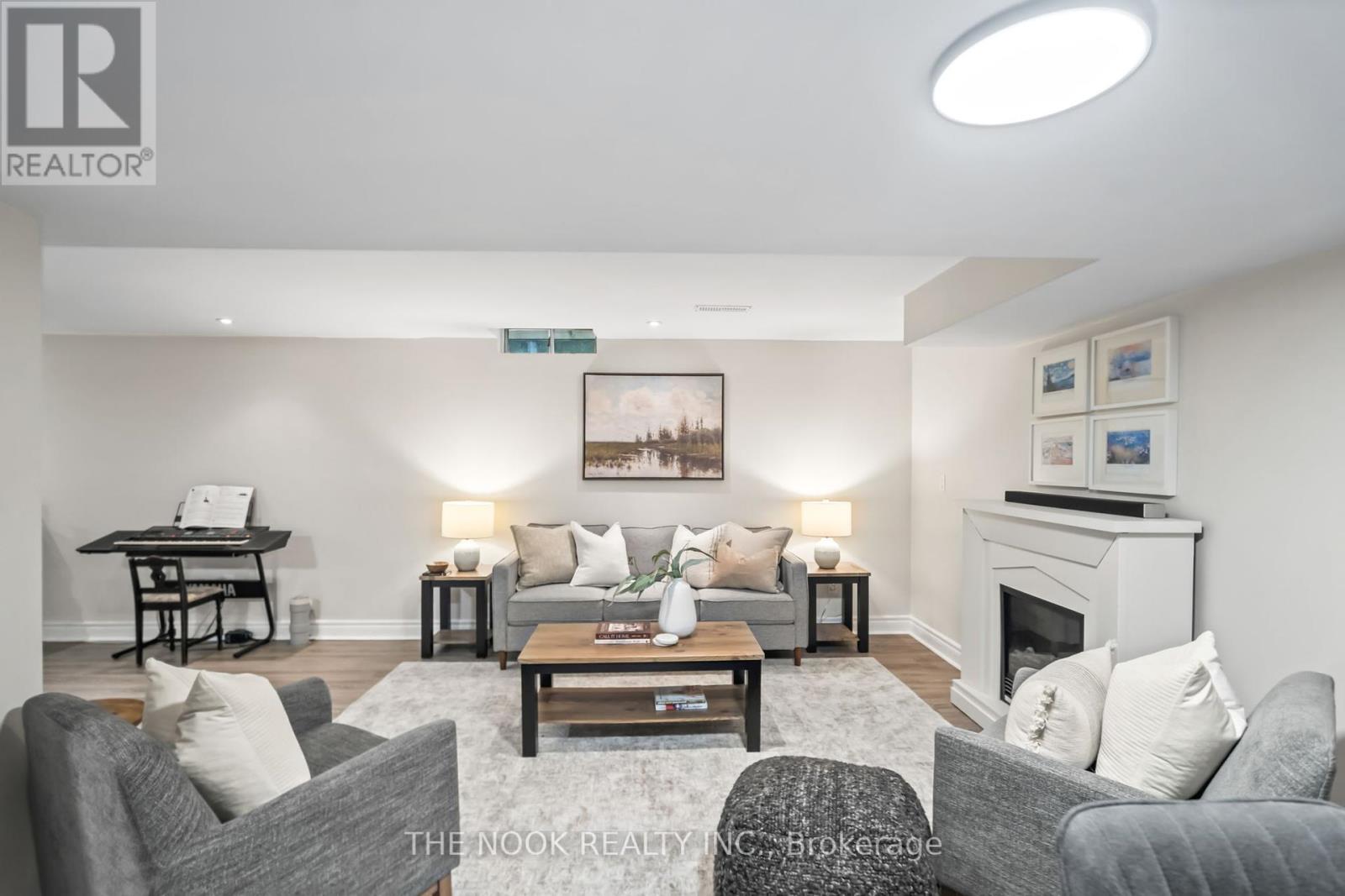 Photo 38 of 6 Stanford Crescent, Clarington ON