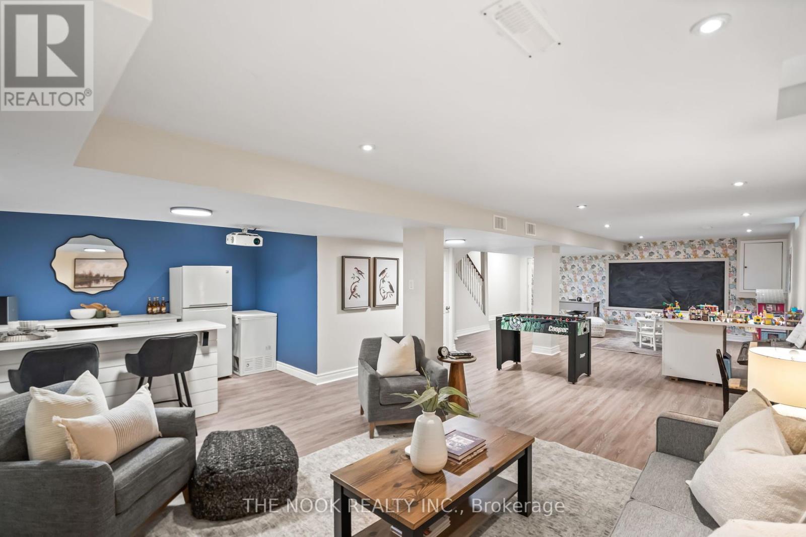 Photo 39 of 6 Stanford Crescent, Clarington ON