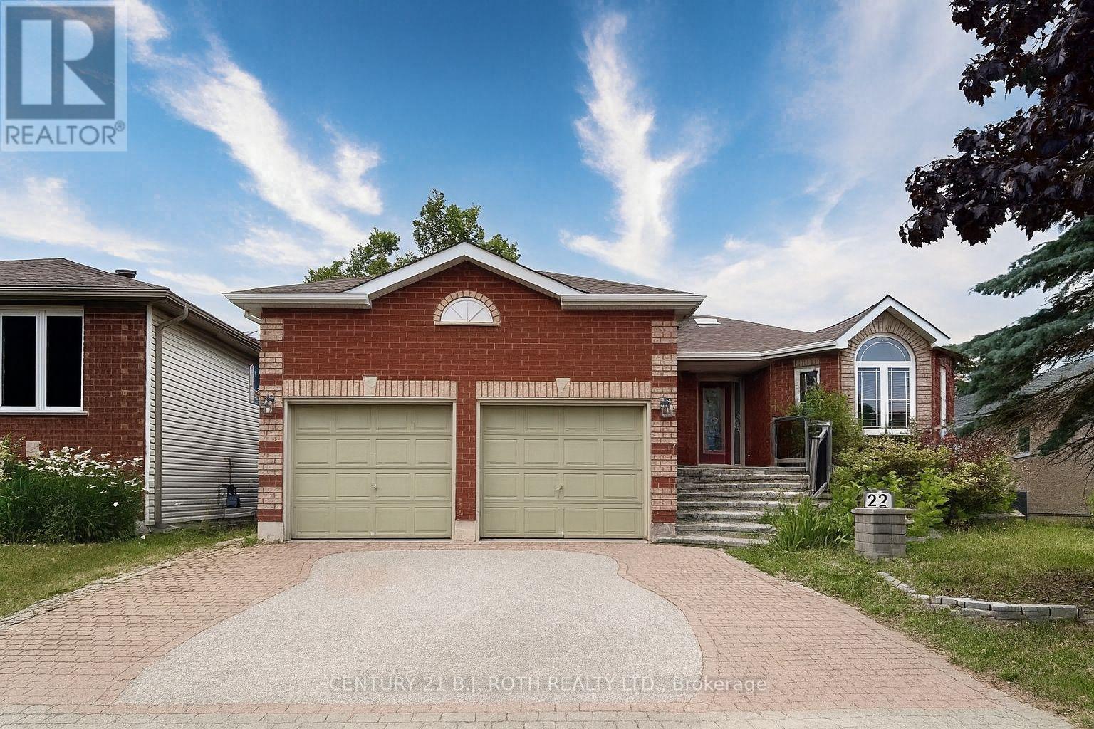 Photo 2 of Upper 22 Mapleton Avenue, Barrie ON