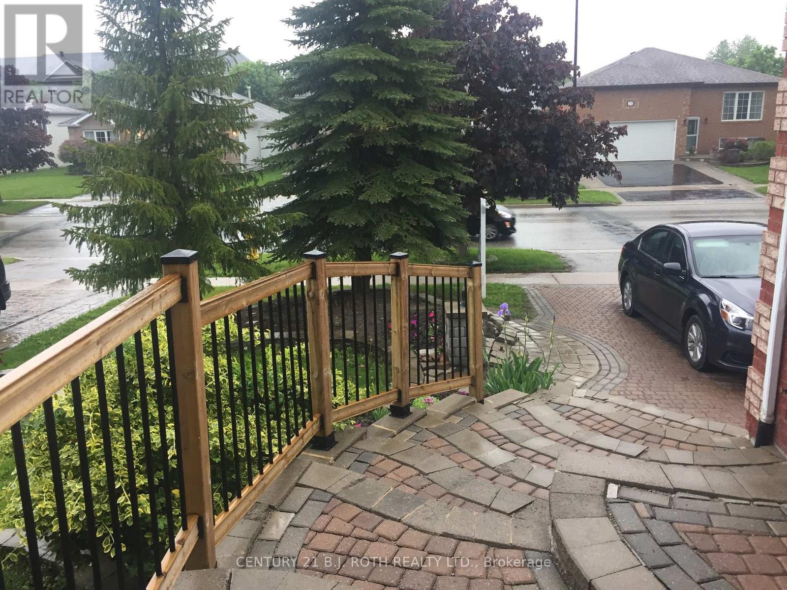 Photo 1 of Upper 22 Mapleton Avenue, Barrie ON