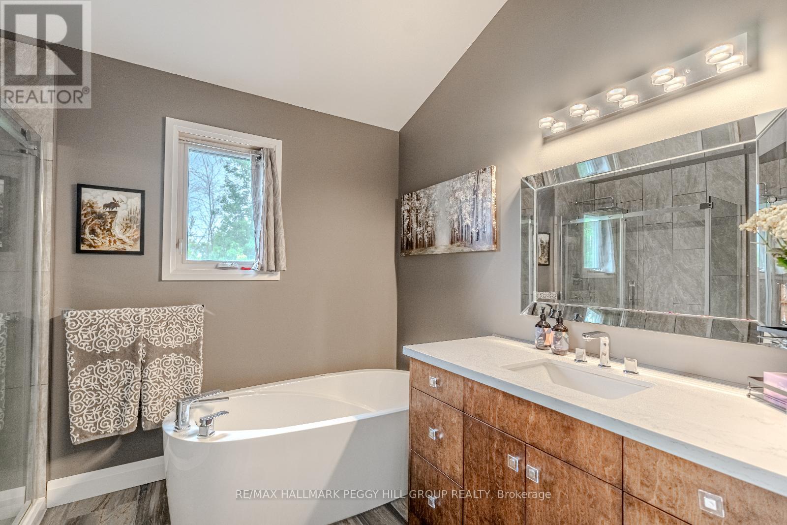 Photo 28 of 1783 County Road 6 S, Springwater ON
