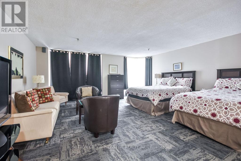 Photo 13 of 307 181 Collier Street, Barrie ON
