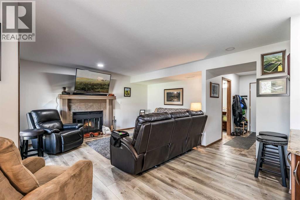 Photo 17 of 18 Rideau Green Se, Medicine Hat AB