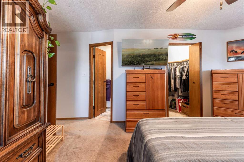 Photo 24 of 18 Rideau Green Se, Medicine Hat AB