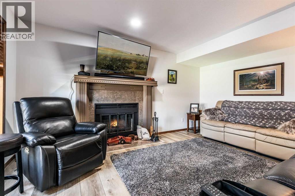 Photo 19 of 18 Rideau Green Se, Medicine Hat AB