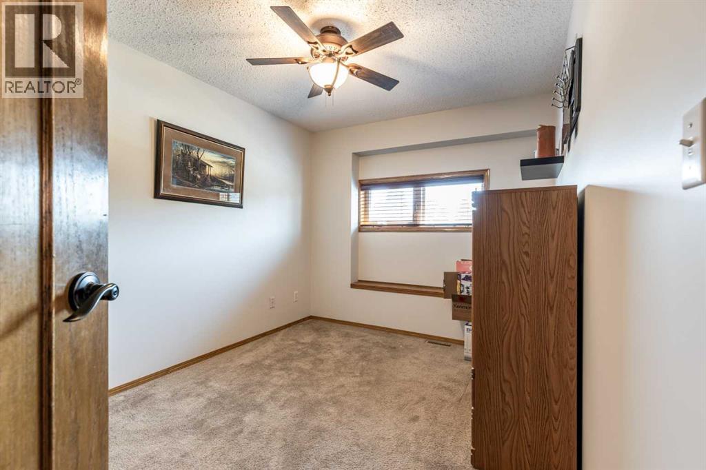 Photo 27 of 18 Rideau Green Se, Medicine Hat AB