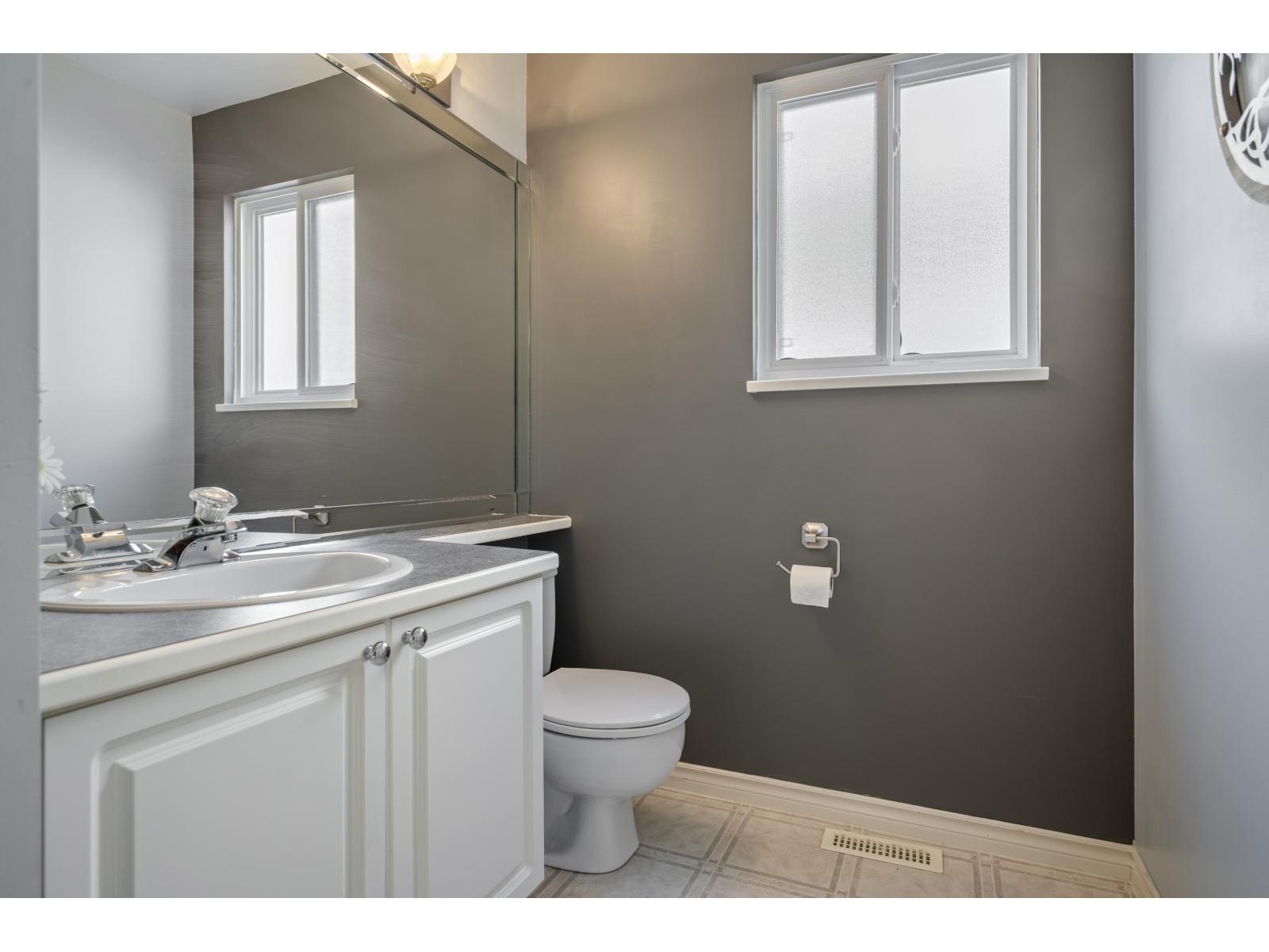 Photo 21 of 16868 61 A Avenue, Surrey BC