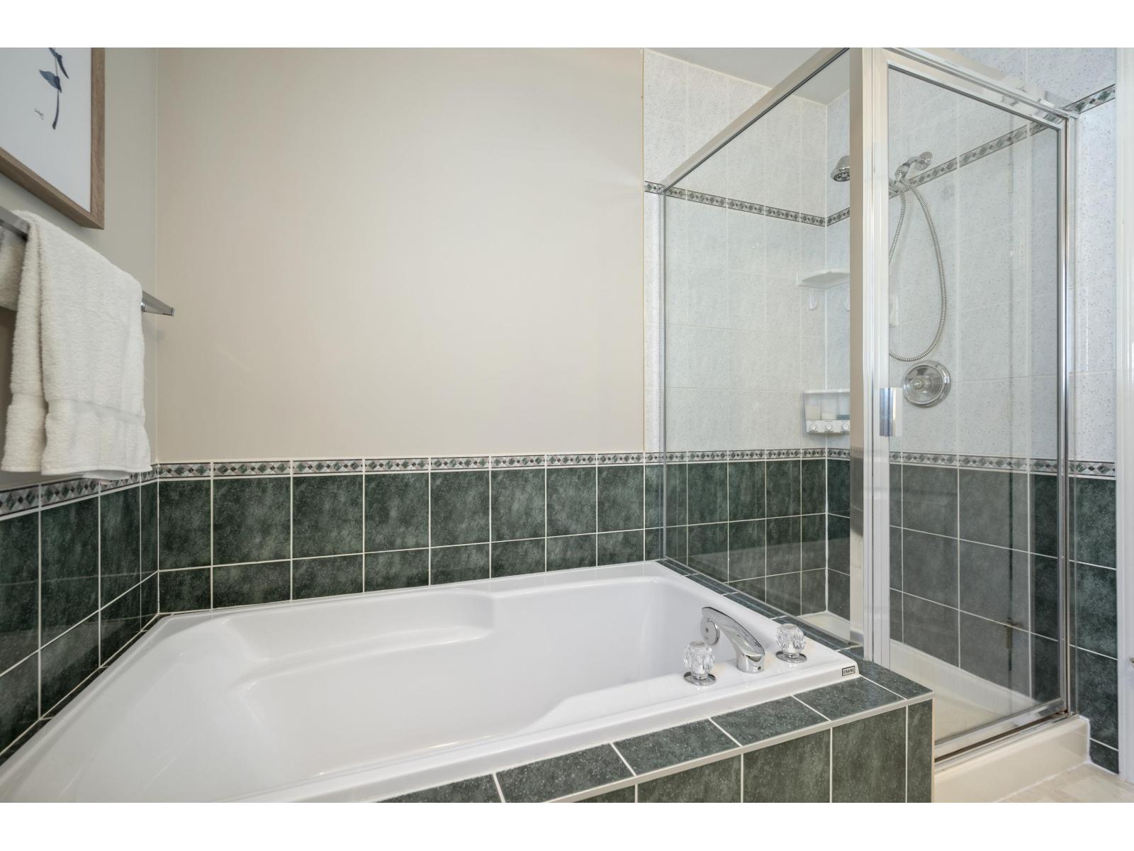 Photo 26 of 16868 61 A Avenue, Surrey BC