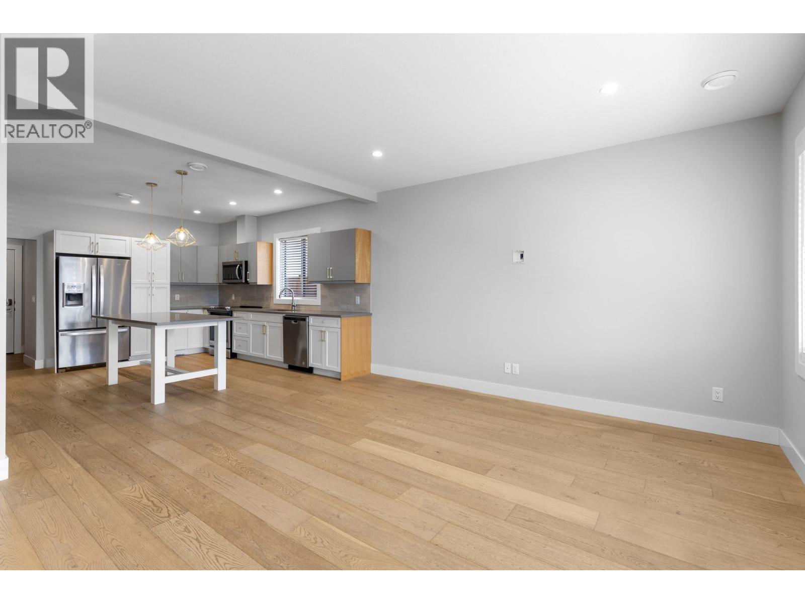  728 Coopland Crescent, Kelowna