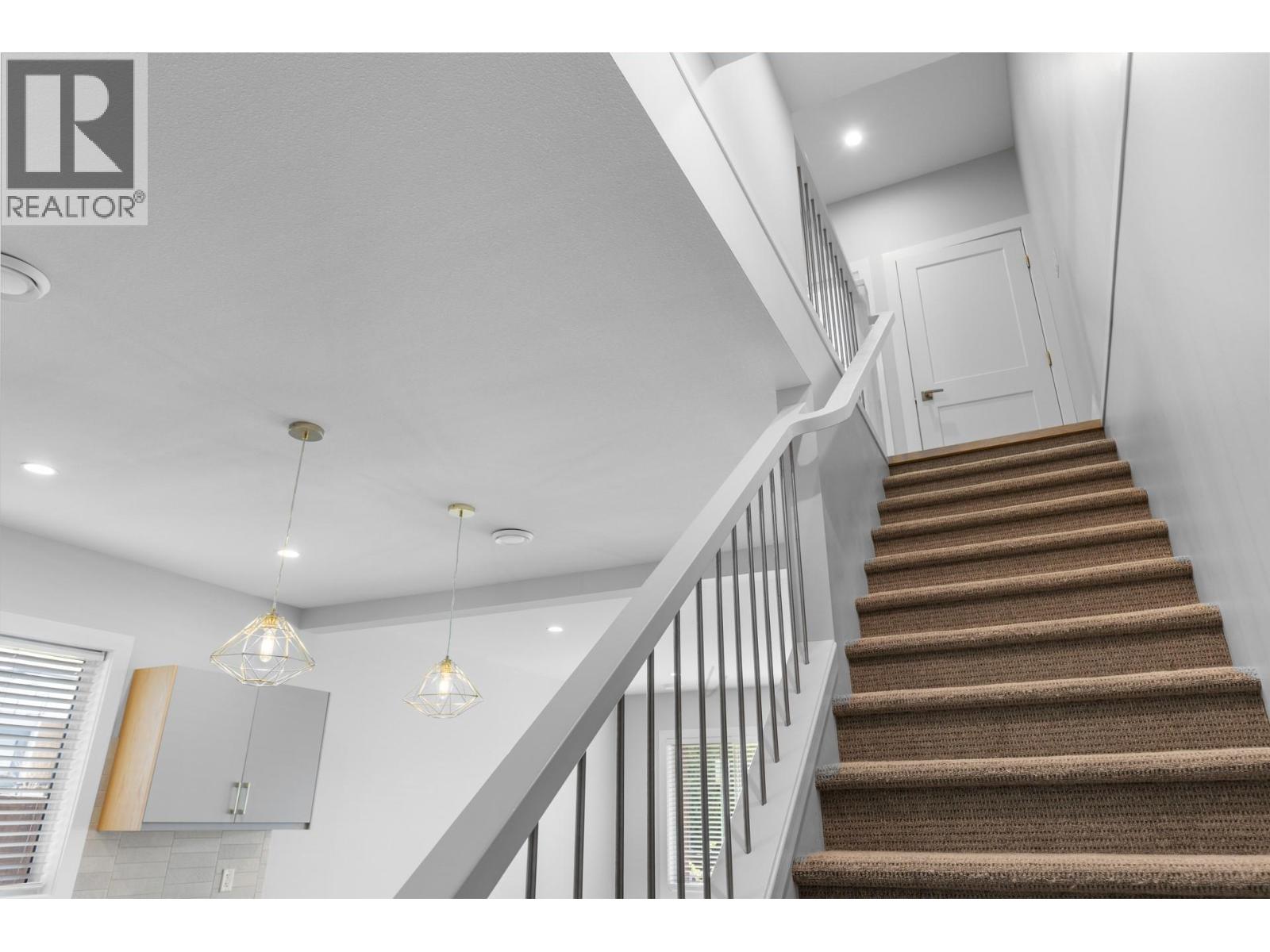  728 Coopland Crescent, Kelowna
