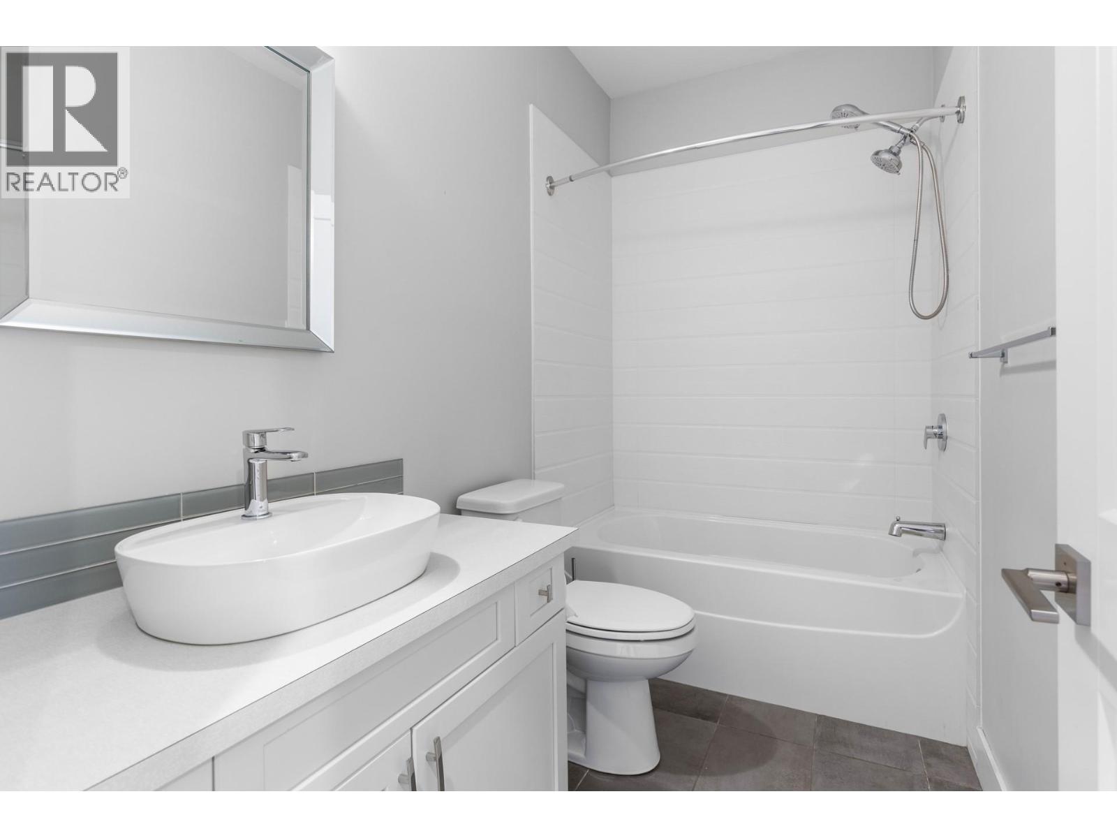  728 Coopland Crescent, Kelowna