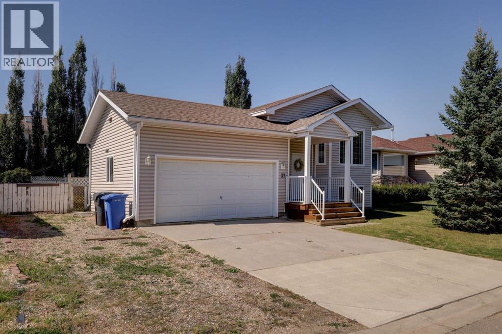 Photo 23 of 37 Chinook Crescent, Beiseker AB