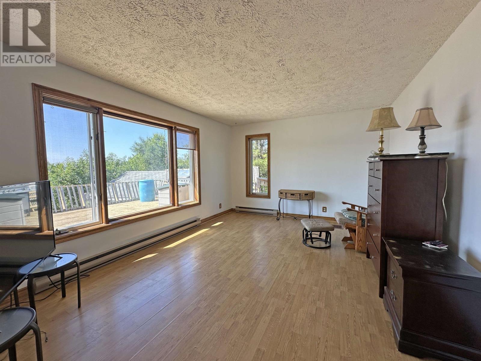 Photo 17 of 213 215 Main St, Rossport ON