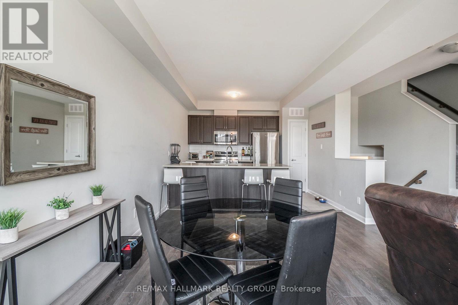 Photo 3 of 328 Shepperton Street, Ottawa ON