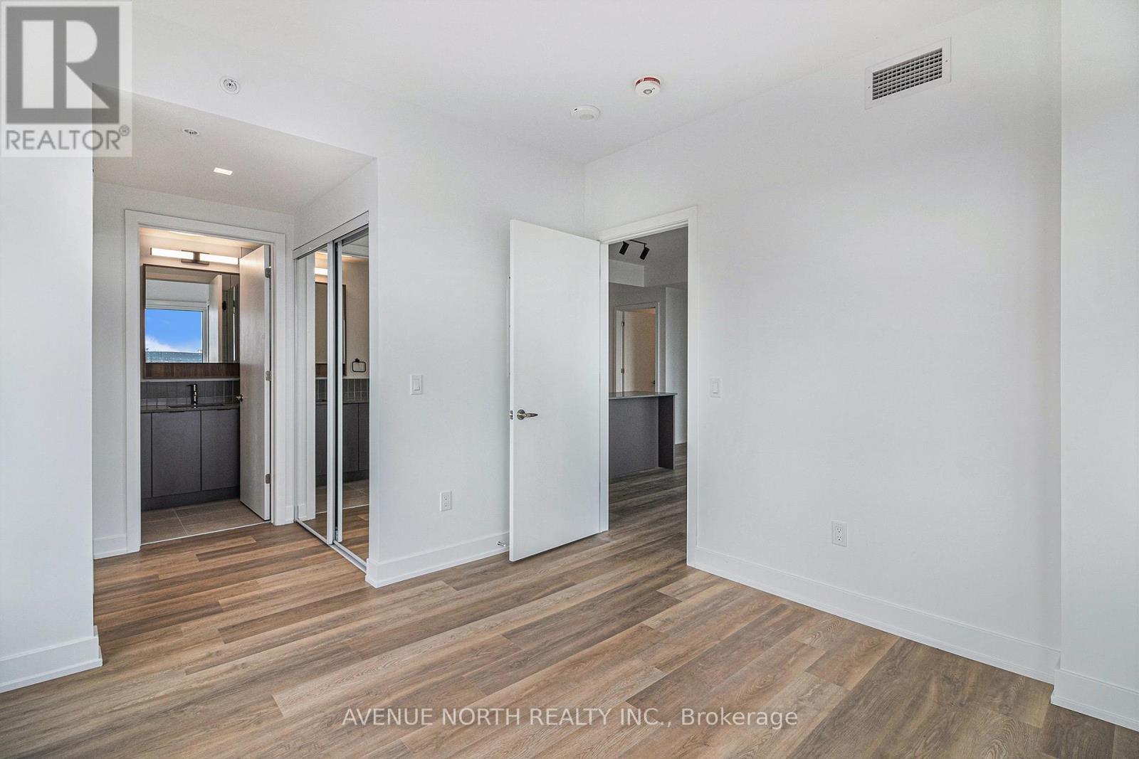 Photo 10 of 1303 280 Montgomery Street, Ottawa ON