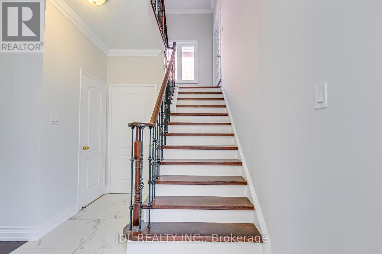 Photo 22 of 2206 Glenfield Road, Oakville ON
