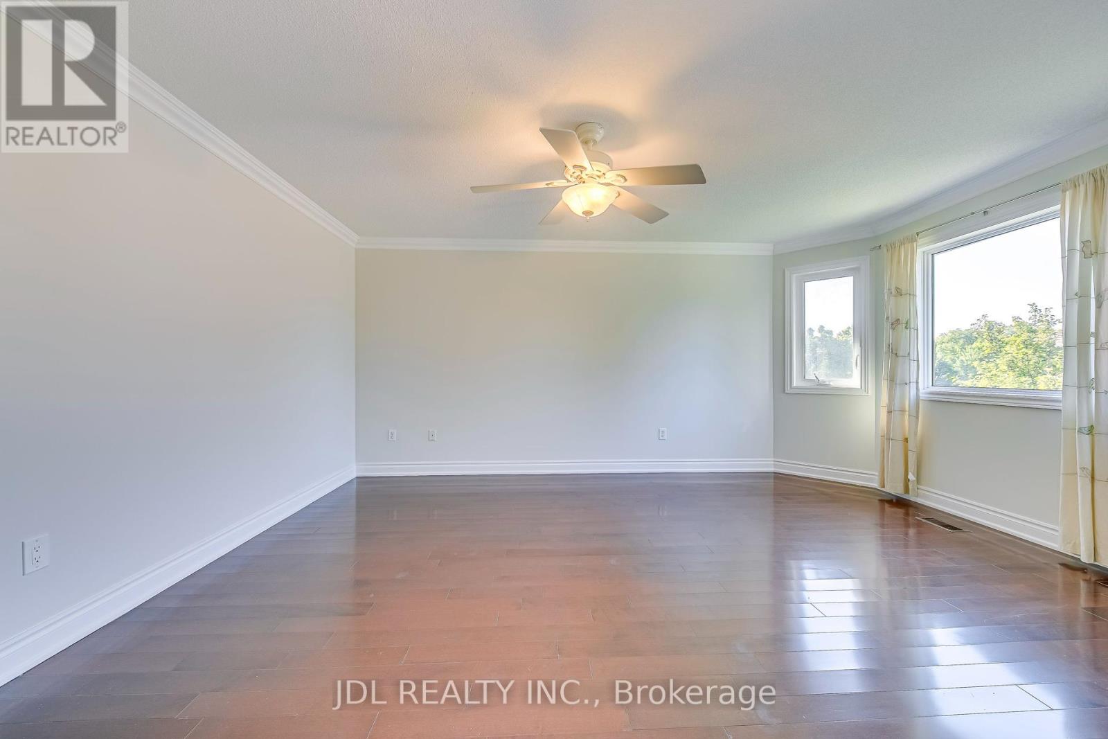 Photo 10 of 2206 Glenfield Road, Oakville ON