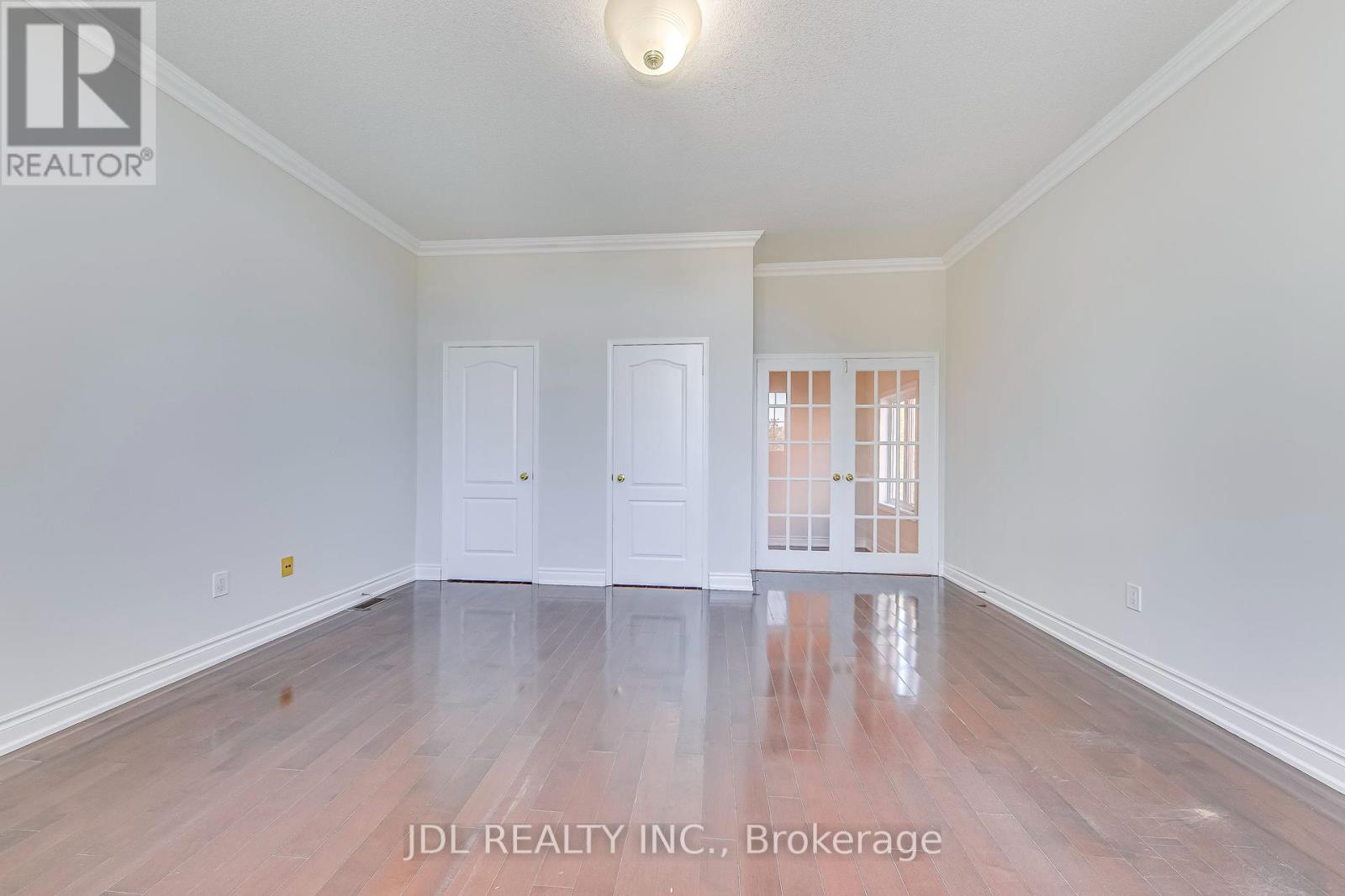 Photo 12 of 2206 Glenfield Road, Oakville ON