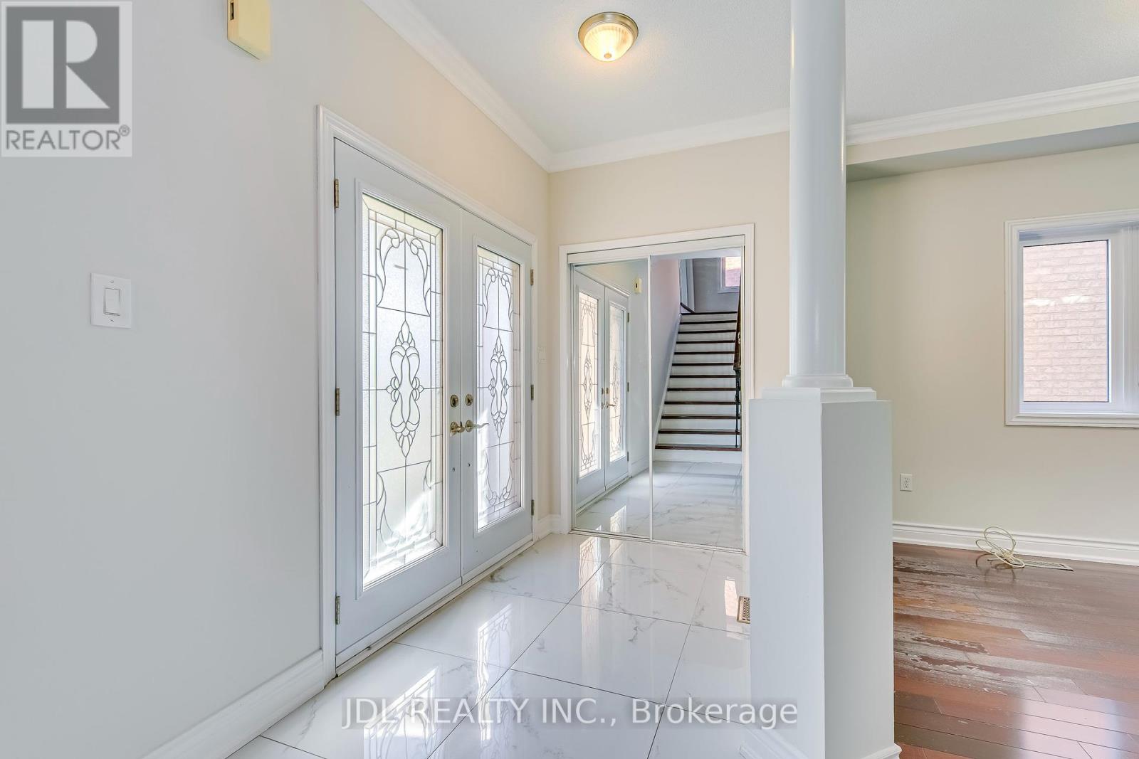 Photo 15 of 2206 Glenfield Road, Oakville ON
