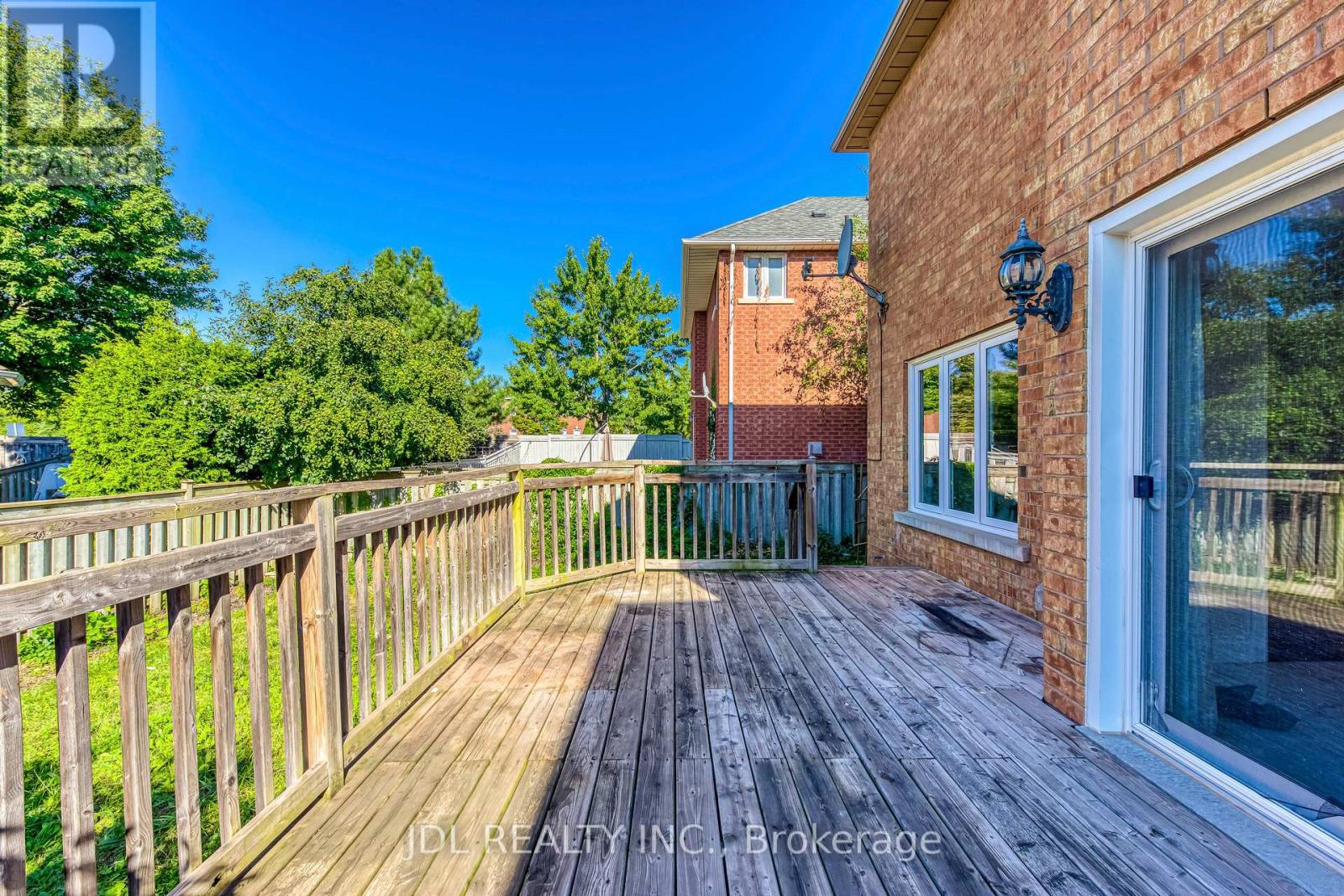 Photo 9 of 2206 Glenfield Road, Oakville ON