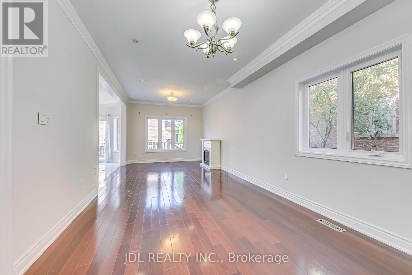 Photo 37 of 2206 Glenfield Road, Oakville ON
