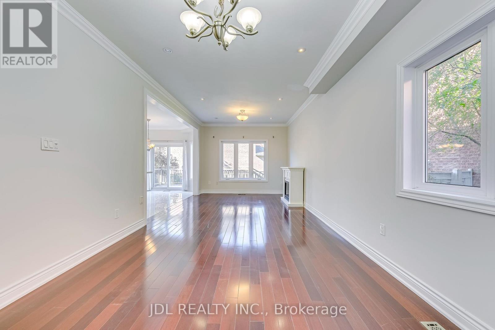 Photo 14 of 2206 Glenfield Road, Oakville ON