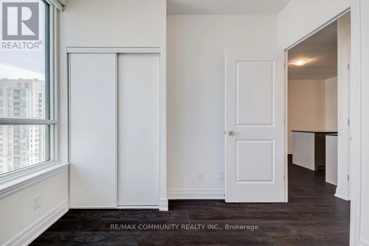 Photo 10 of 2602 36 Elm Drive W, Mississauga ON
