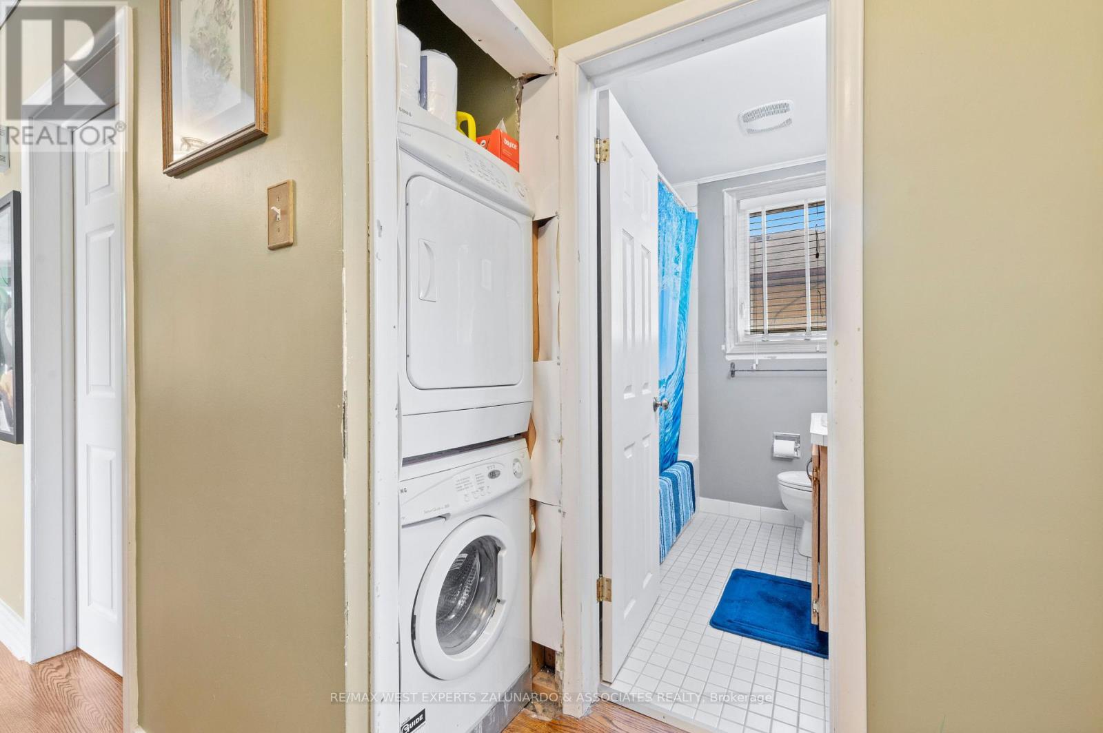 Photo 10 of 10 Dashwood Crescent, Toronto ON