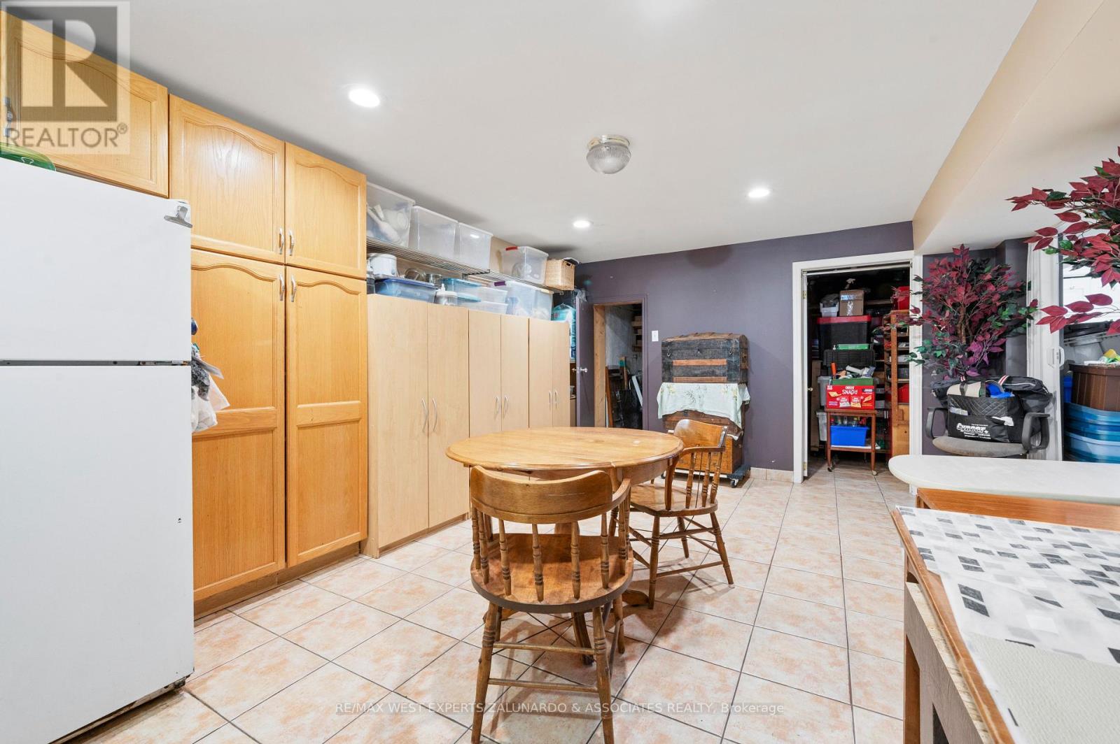Photo 20 of 10 Dashwood Crescent, Toronto ON