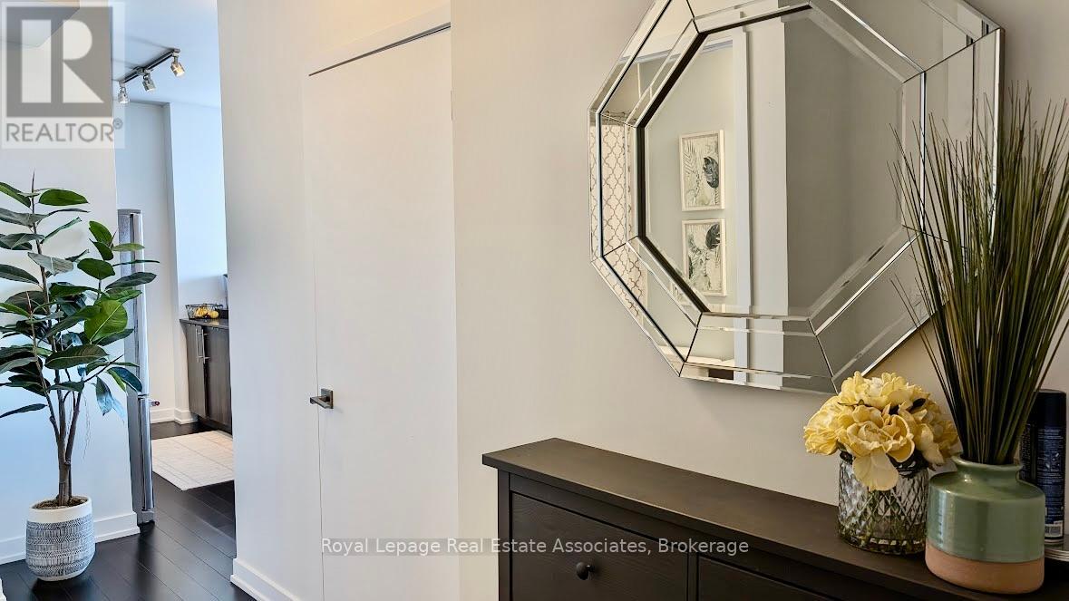 Photo 25 of 4705 4011 Brickstone Mews, Mississauga ON