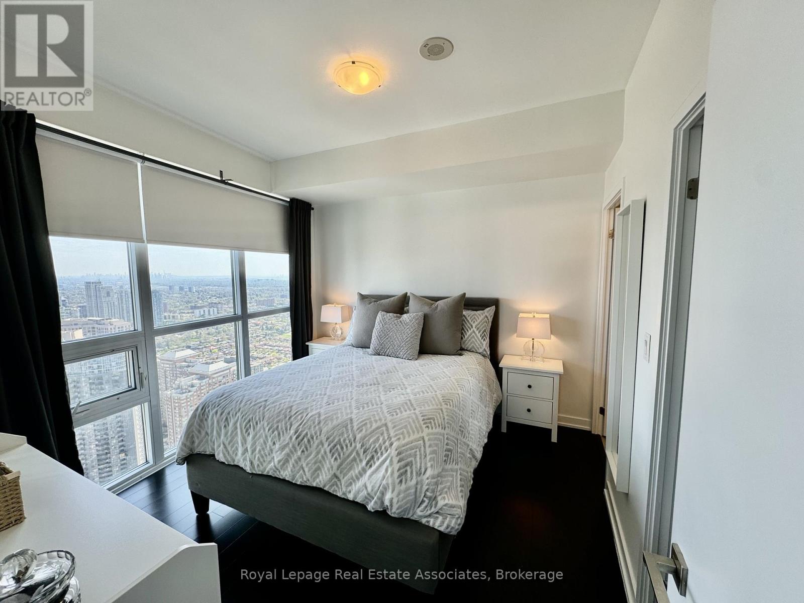 Photo 20 of 4705 4011 Brickstone Mews, Mississauga ON
